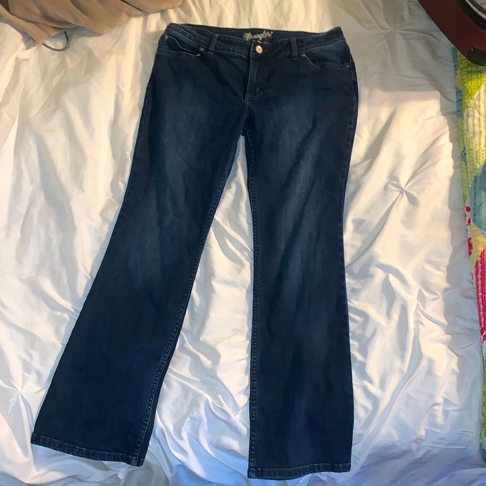 Retro Mid Rise Wrangler Jeans